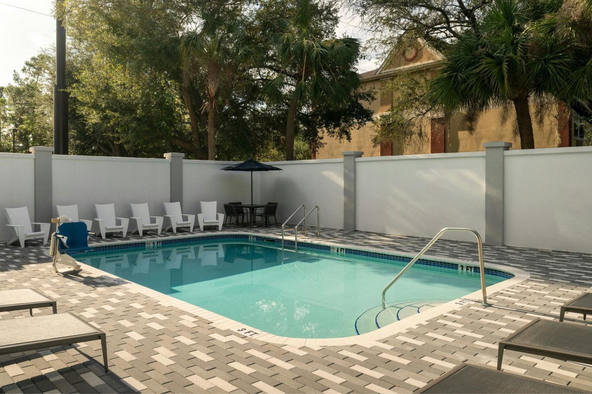 Courtyard By Marriott Gainesville Fl Dış mekan fotoğraf